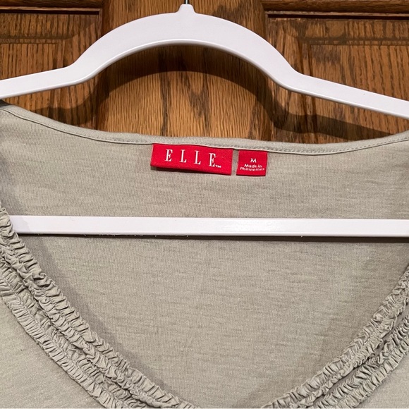 Elle Top NWOT - Picture 3 of 6